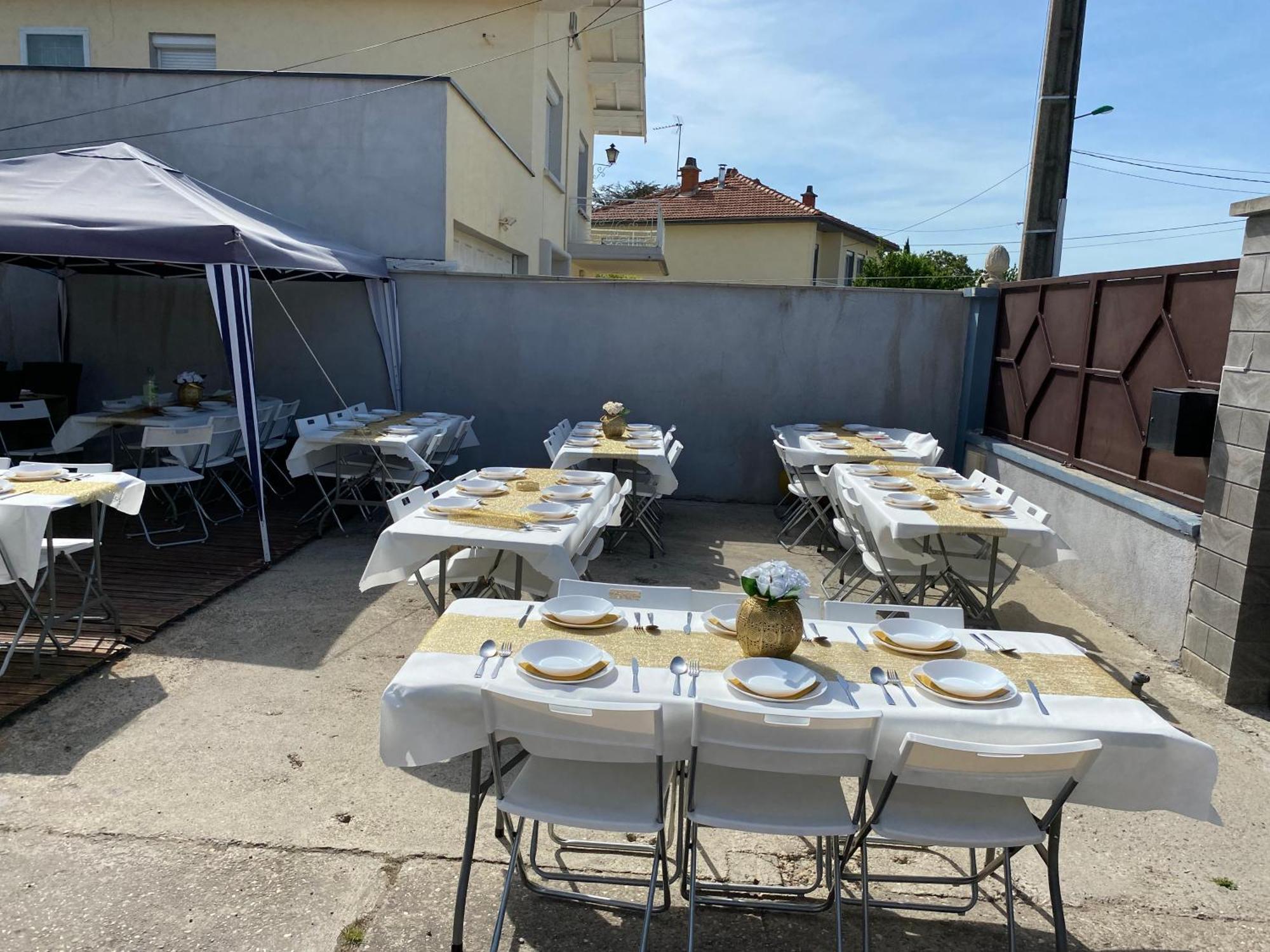Pavillon Bon Enfant Apartment Saint-Priest  Exterior foto